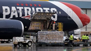 Patriots Use Team Plane To Bring Over 1 Million Masks To United States From China In Complicated Operation