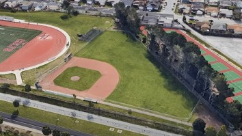 These Ridiculously-Shaped Baseball Fields Would Confuse The Crap Out Of Europeans But I Love Them