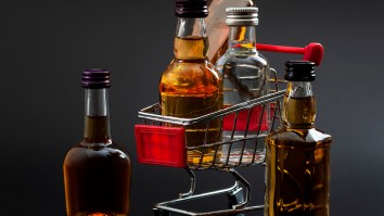 Missouri Grocery Store Replaces Salad Bar Items With Mini Bottles Of Alcohol