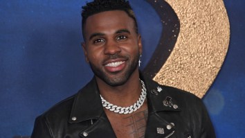 The Internet Is Roasting Jason Derulo Who Has Apparently Lost His Mind And Is Making Absurd TikTok Videos
