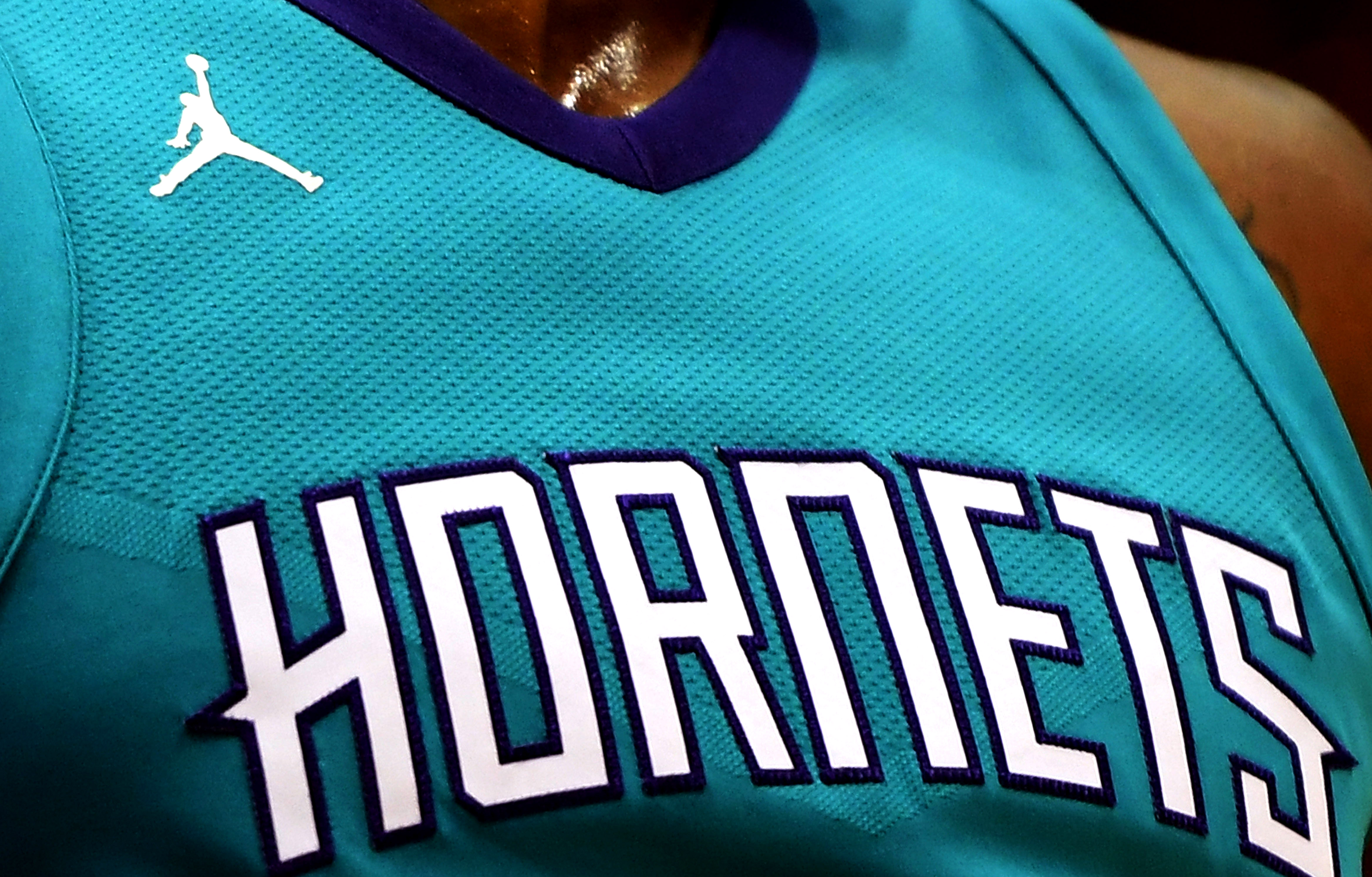 Michael jordan sales hornets jersey