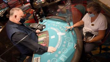 Some Casinos In Las Vegas Are Giving Guests $20 To Gamble With If They Wear A Mask