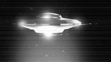 Crescent-Shaped UFOs Caught Hovering Over Seattle Are ‘Like None I Have Ever Seen,’ Says Expert