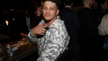 11.7 Million Hawaiian Shirts For Andy Reid And Other Things Patrick Mahomes Could Buy With His New Contract