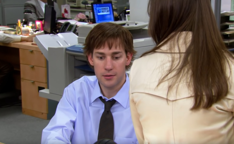 John Krasinski Wore A Wig During A Season Of The Office And Now We Re Going Back To See If We
