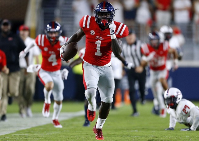 Former Ole Miss WR A.J. Brown says he had a big bag of cash dropped on his doorstep the day before signing day while in high school