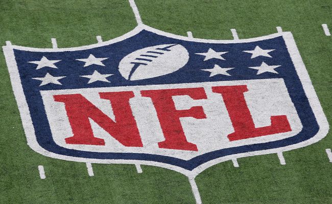 nfl inviting health care workers super bowl limited capacity