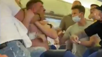 Crazy Brawl Breaks Out On Flight After Passengers Refuse To Wear Masks And Why Is That Guy Shirtless?