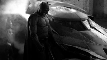 Zack Snyder Shares New Batman Teaser Photo Ahead Of ‘Snyder Cut’ Trailer Release
