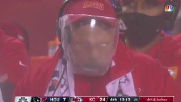 Chiefs’ Andy Reid Having Issues With His Foggy Face Shield In The Rain Turns Into A Hilarious Meme