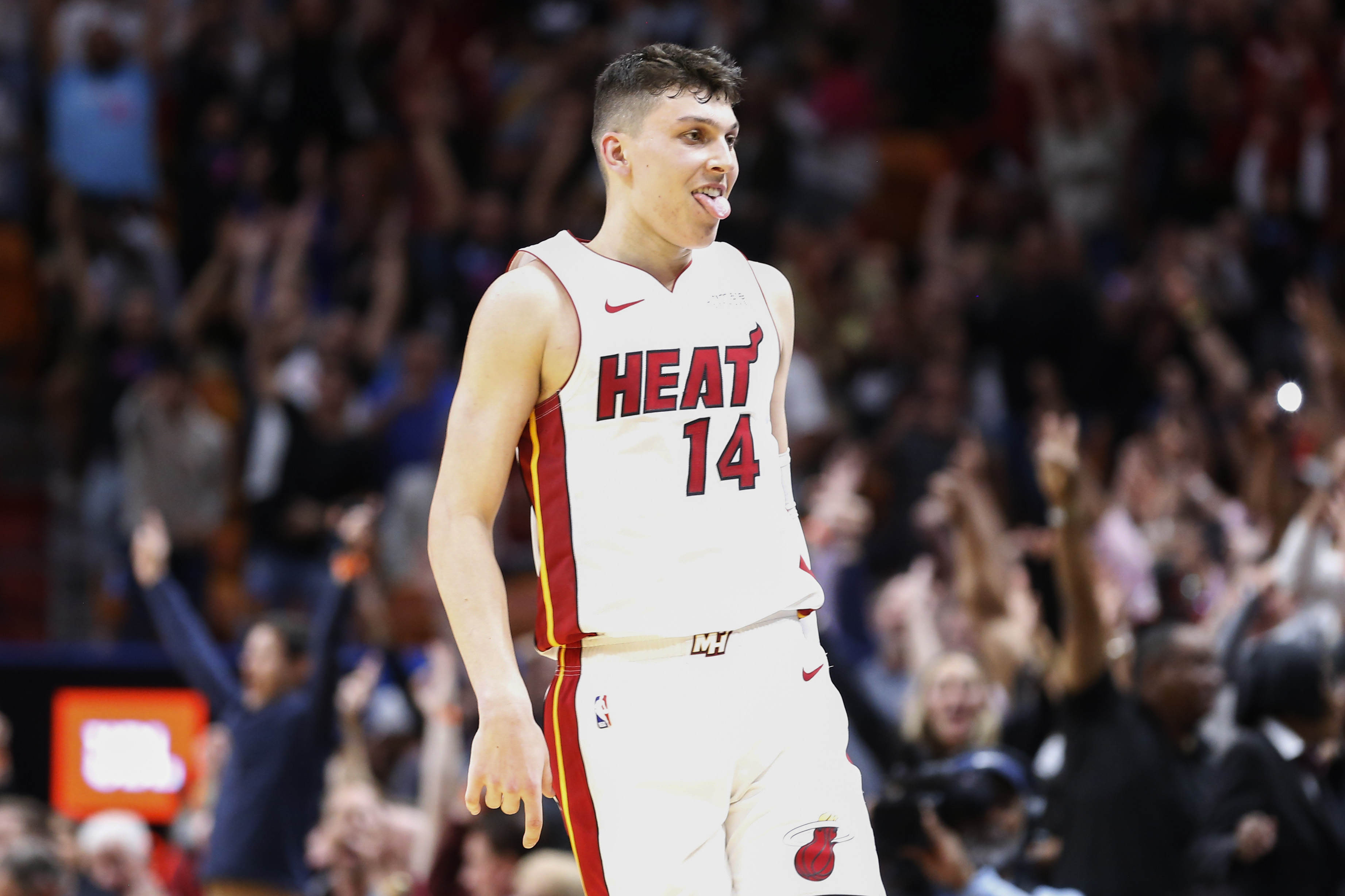 IG Model Responds To Old DMs Sent To Her By Heat s Tyler Herro After He