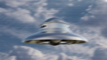 Guy Crashes Into Light Pole While Filming What He Thinks Is A UFO