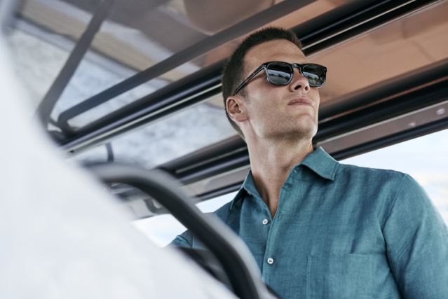 Review: Tom Brady's Sunglasses & Blue Light Eyeglasses – Robb Report