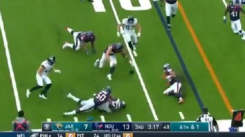 The Jaguars Get Roasted Over Embarrassing 4th-And-1 Play That Led To A Fumble