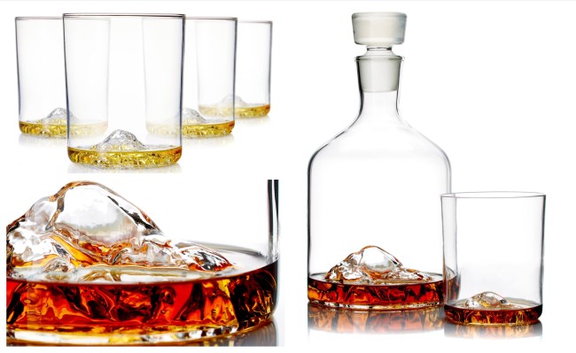 Whiskey Peaks Decanter and Glass Set
