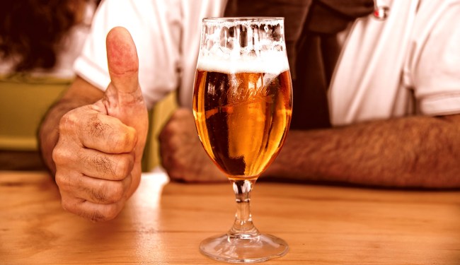 Customer Tips 3000 For One Beer As Restaurant Closes For COVID