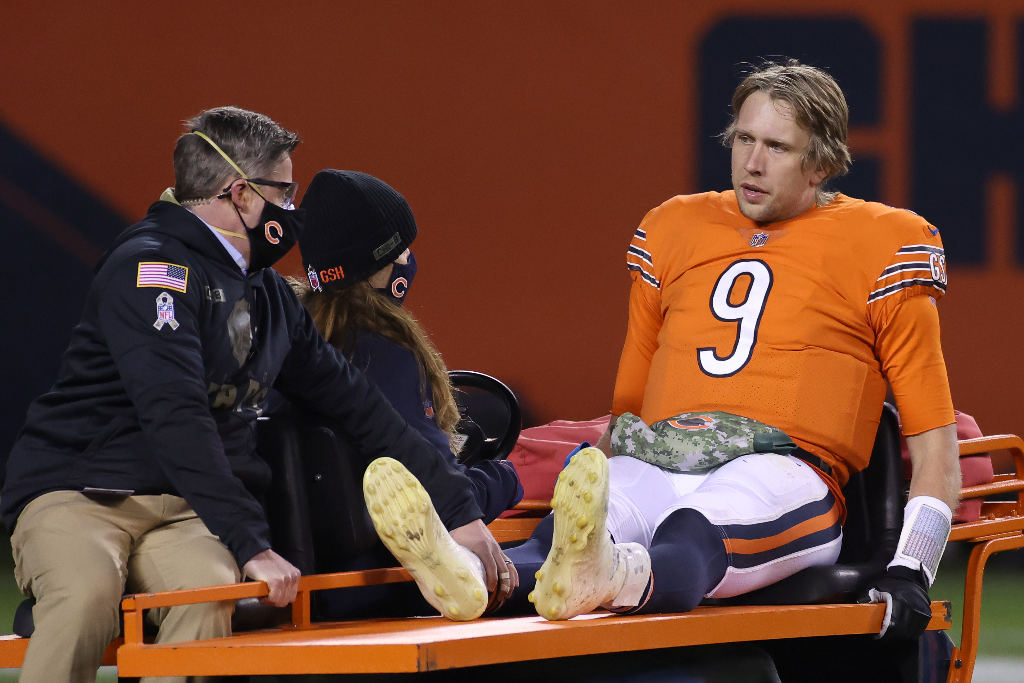 Minnesota Vikings 19-13 Chicago Bears: Nick Foles carted off