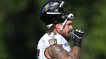Baltimore Defensive End Derek Wolfe Expresses Disapproval With NFL’s COVID-19 Protocol Ahead Of Ravens’ Thanksgiving Day Game