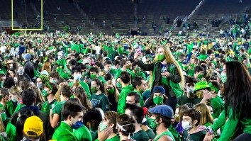 Notre Dame Says It Has No Positive Coronavirus Tests After Fans Stormed The Field