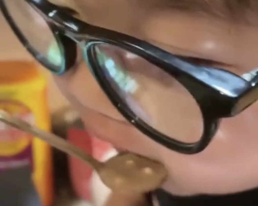 The Most Polite Kid On TikTok Tried Hot Chocolate For The First Time And  His Reaction Is Perfect - BroBible