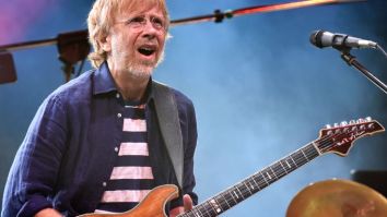 Phish’s Trey Anastasio Has Figured Out How To Pull Off A Successful Virtual Concert And Others Should Take Notes