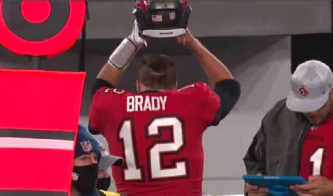 Tom Brady has helmet-slamming tantrum at Buccaneers practice