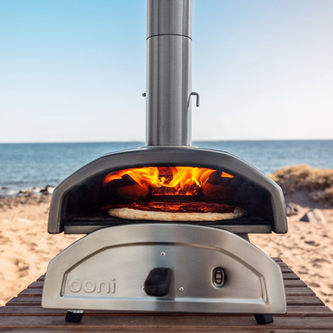 Ooni Frya Portable Wood-Fire Pizza Oven