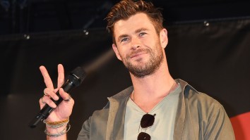 Chris Hemsworth Pays ‘D-ckhead’ Ryan Reynolds Back For His Mom’s Fantasy Football Trash Talk