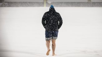 Titans Center Ben Jones Walked Barefoot Through Snow At Green Bay Because Offensive Lineman Are Built Different And Superstition Is Important