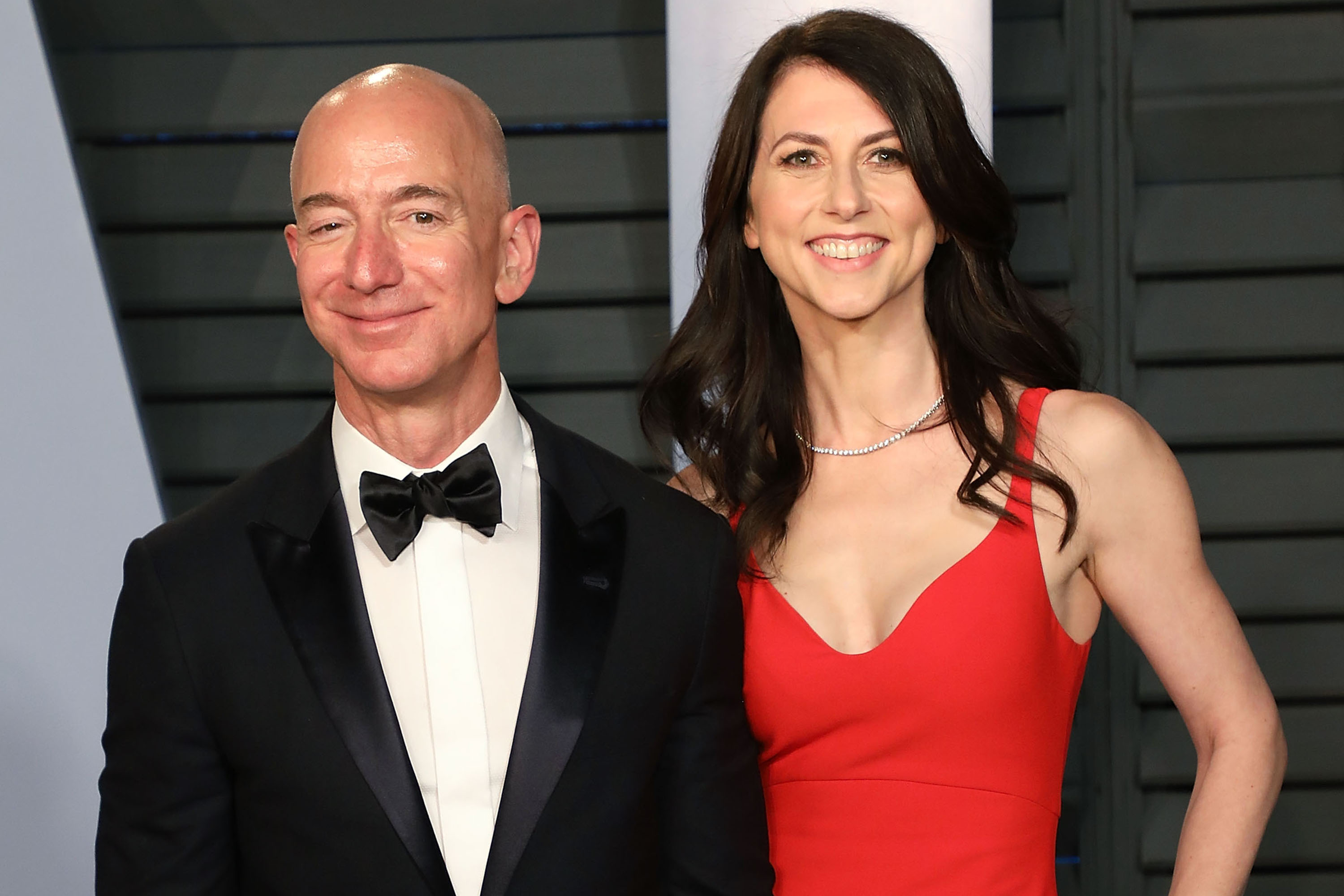 Jeff Bezos' ExWife MacKenzie Just Donated 4.2 Billion To Charity And