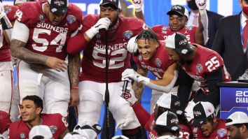 Oklahoma Football Broke Out The Malcom Kelly Freestyle Rap After Beating Florida In The Cotton Bowl