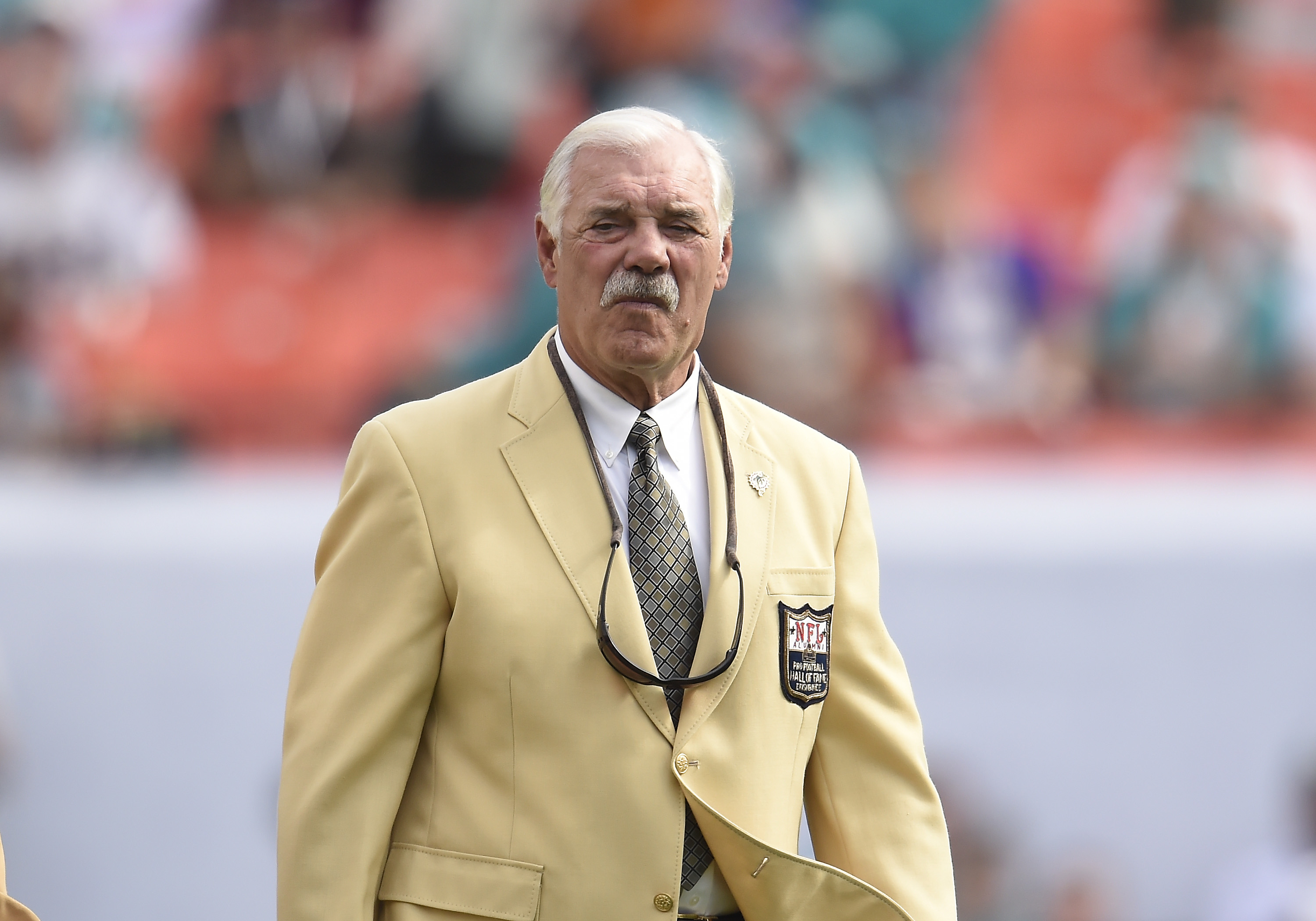 Pro Football Hall of Fame - Larry Csonka is one of only three Dolphins to  have his number retired. Can you name the other two? #GoldJacketSpotlight