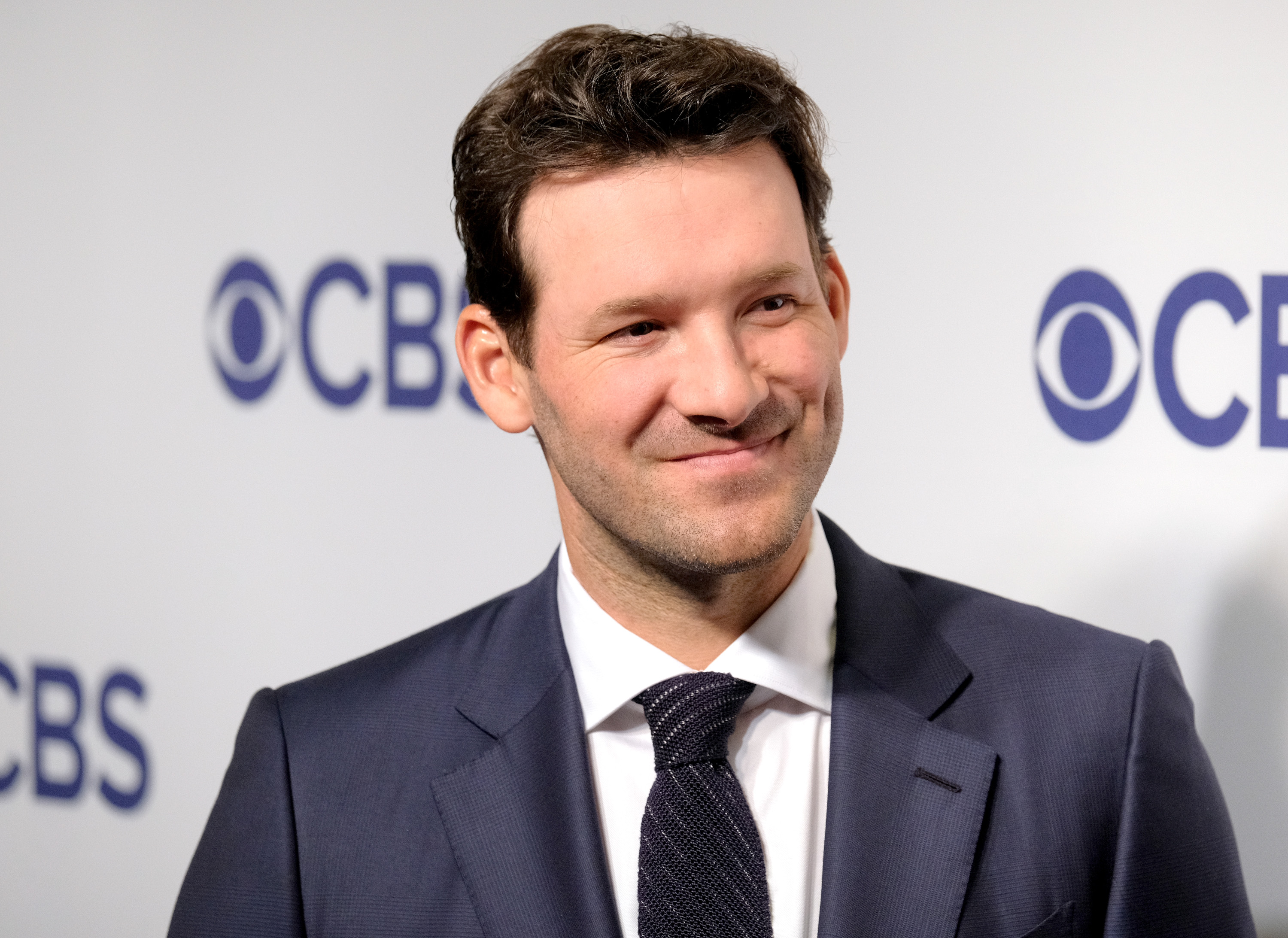 Tony Romo Predicted A Chiefs-Bucs SuperBowl Back In Week 12 - BroBible