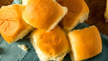 Man Files Lawsuit Over ‘Hawaiian Rolls’ Because They Are Not Made In Hawaii