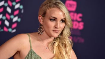 Jamie Lynn Spears Blames Elon Musk And Silent Tesla’s For Killing Her Cats