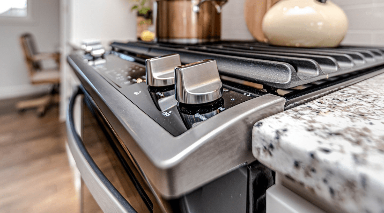 TikTok Video Shows People What The Bottom Drawer Of An Oven Is Actually For BroBible