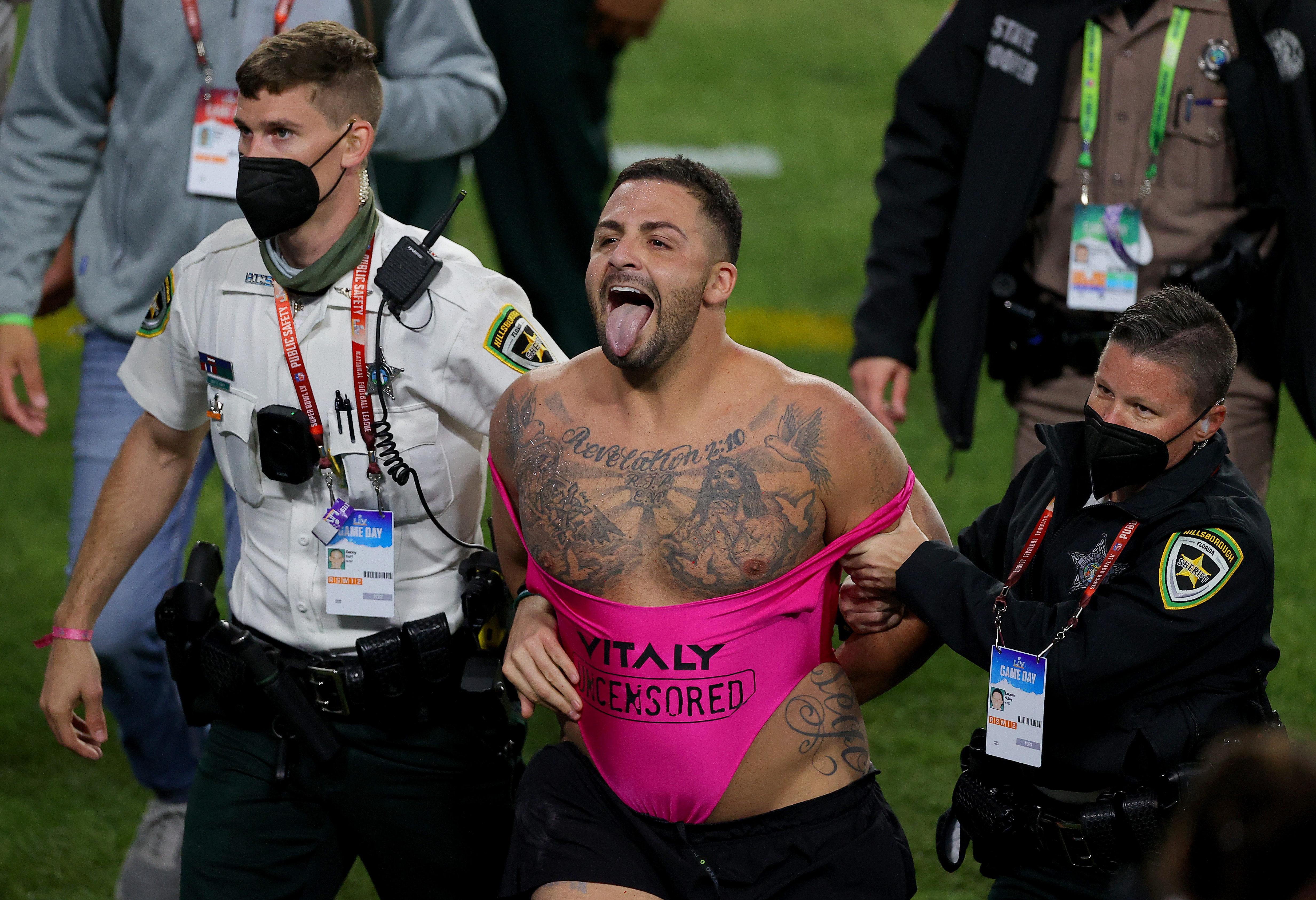 Super Bowl streaker loses winnings from pitch invader bet