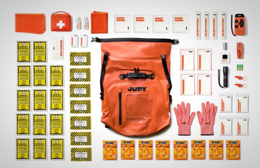 The Mover Max emergency kit