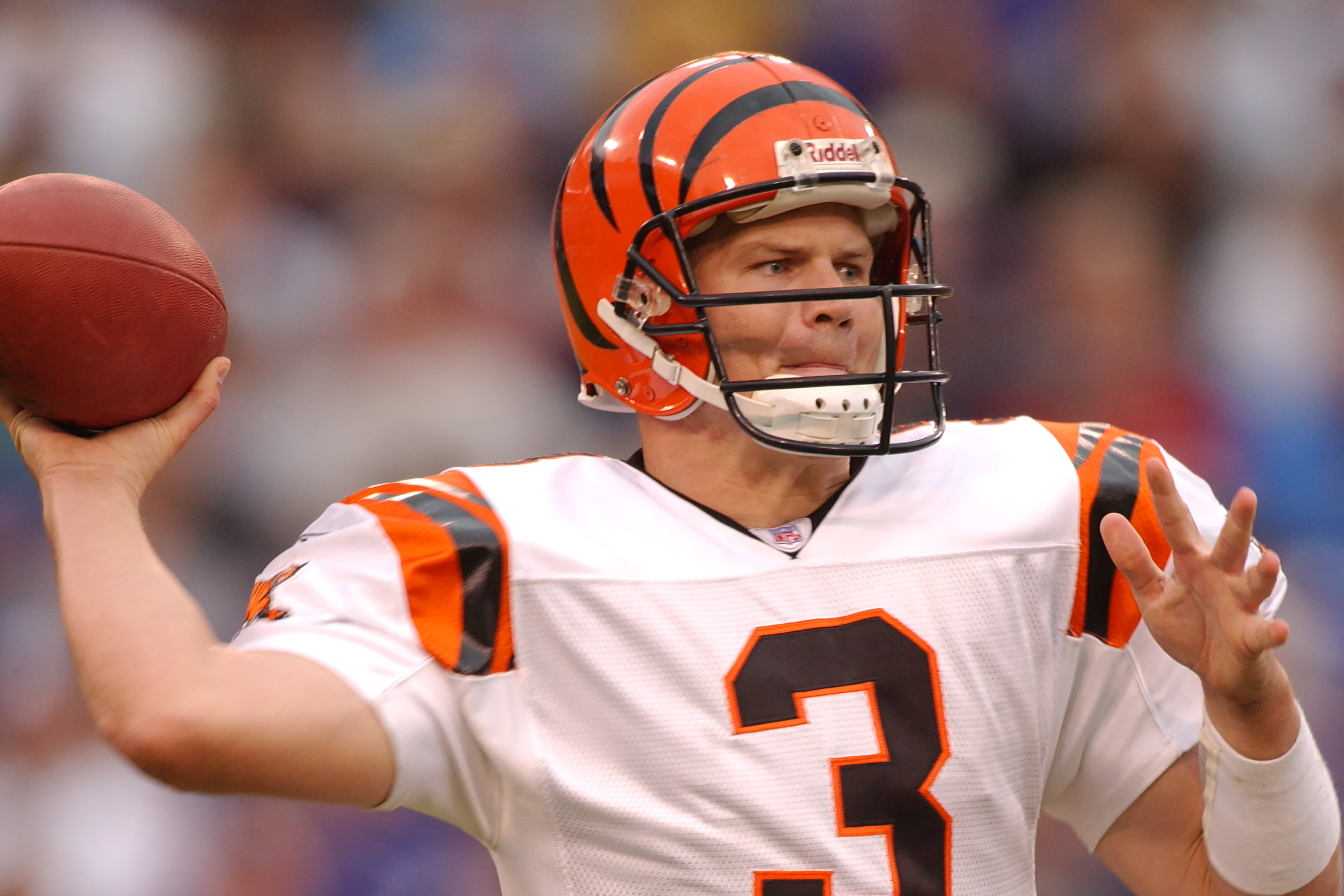 Former Bengals QB Jon Kitna says Cincinnati teammate was drunk in huddle  during game : r/nfl