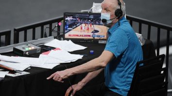 Bill Walton Snorting Like A Buffalo, Imitating A Falcon And Growling Like A Bear Is Why He’s The Most Entertaining Broadcaster