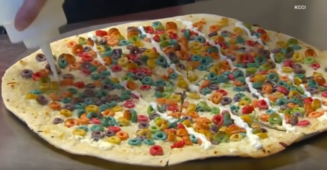 Internet Reactions To A Restaurant That Puts Froot Loops On Pizza