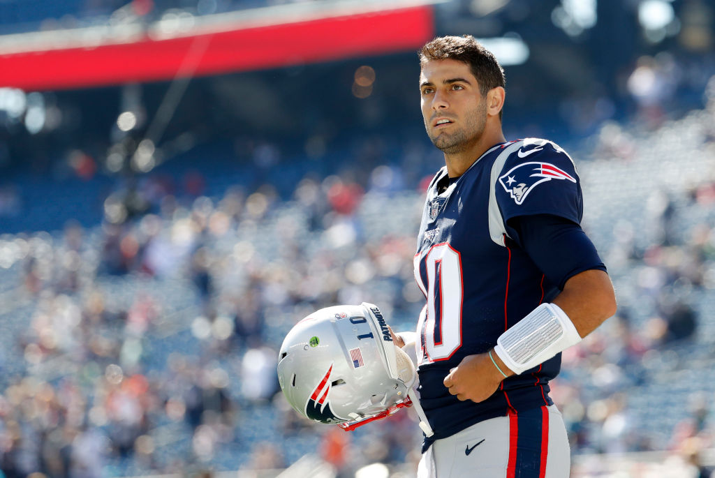 Garoppolo shines in return to NE; Niners crush Patriots 33-6 - The