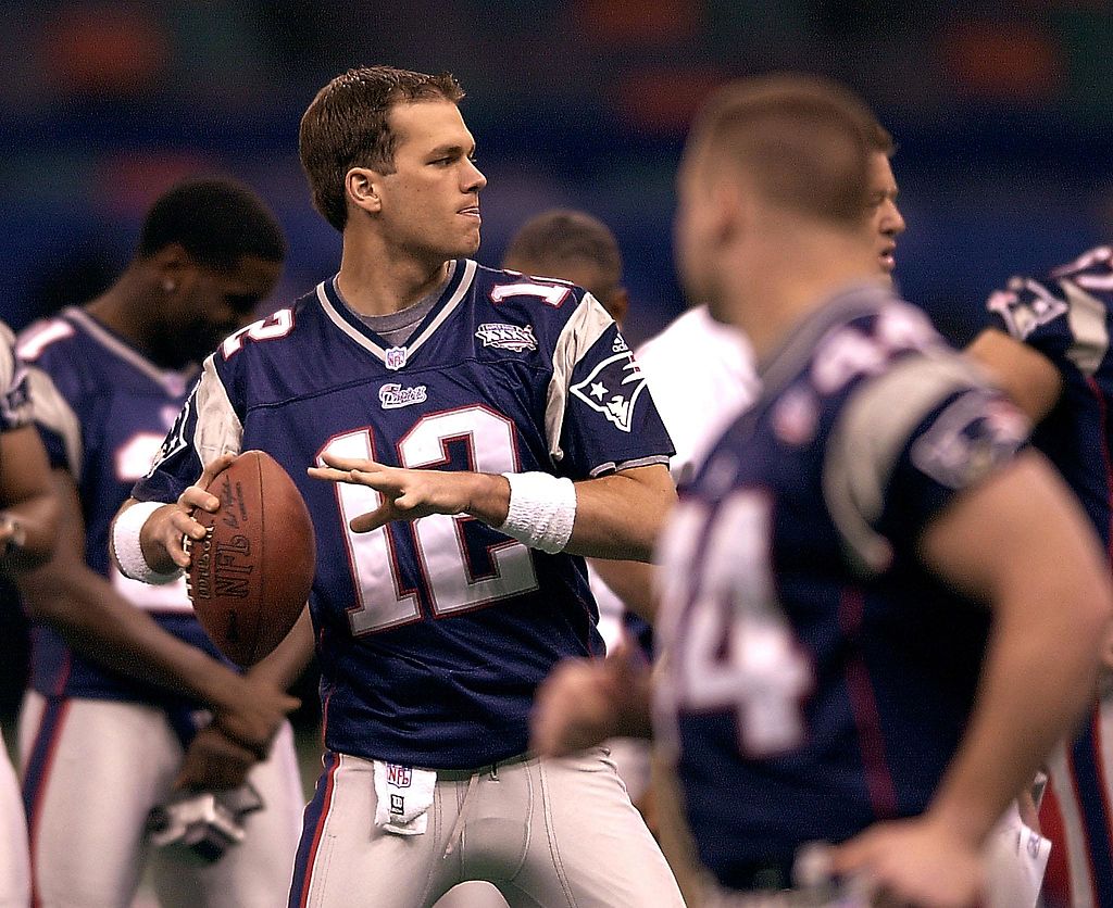 Tom Brady rookie card sells for record $1.32 million