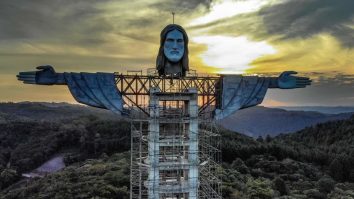 Jesus-Measuring Contest Breaks Out In Brazil As City Aims To Build The Country’s Largest Son Of God Statue