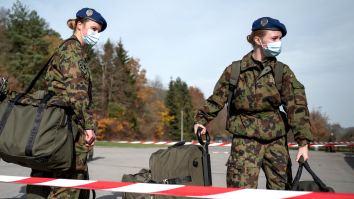 In Groundbreaking Move, Swiss Army To Stop Issuing Female Recruits Men’s Underwear