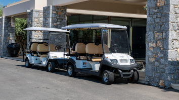 Golf In South Korea Includes Robots Taking Care Of Your Clubs And Self-Driving Golf Carts