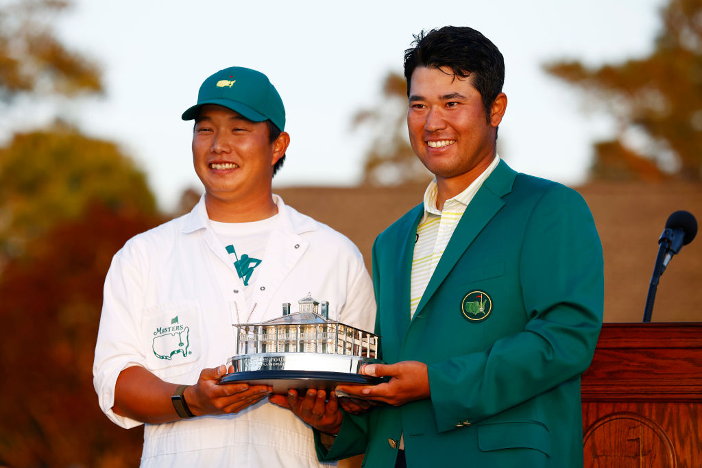 Hideki Matsuyama's Caddie Explains Reasoning Behind His Bow At The