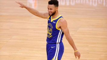Steph Curry Busted Out An Airplane Celebration After Checking Twitter At Half And Seeing The Random Request