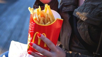 McDonald’s Employees Share The Behind-The-Scenes Secrets They Learned While Working There