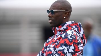 47-Year-Old Terrell Owens Absolutely Humbled Young Cornerback Recruits At Deion Sanders’ Football Camp